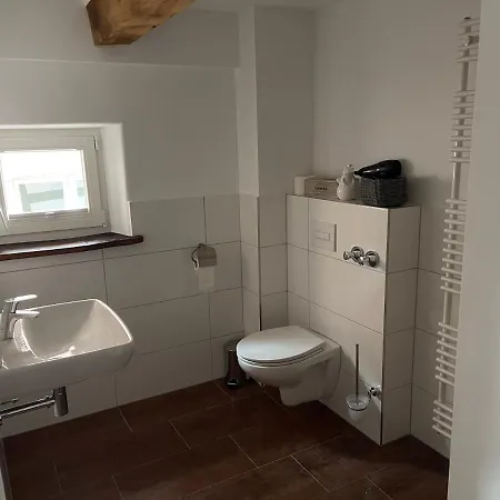 Ruhrfrosch Hotel *